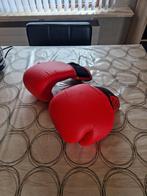 Kickbox grief (bokshandschoenen, helm, schoenen en kledij), Sport en Fitness, Ophalen, Zo goed als nieuw