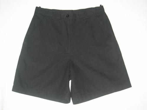 Zwarte Short - Maat 38 - H.Q., Kleding | Dames, Broeken en Pantalons, Gedragen, Maat 38/40 (M), Zwart, Kort, Ophalen of Verzenden