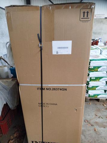 Intex zwembad 9,75 x4,88x1.32m NIEUW in doos ongeopend beschikbaar voor biedingen