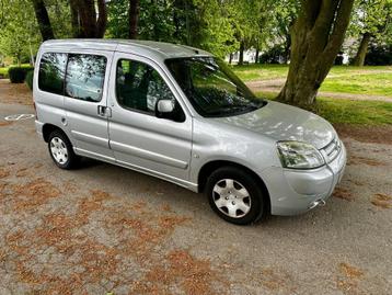 CITROEN BERLINGO 1.4i BENZINE MONOVOLUME - AIRCO, Autos, Achat, Boîte manuelle, 5 portes, Berlingo