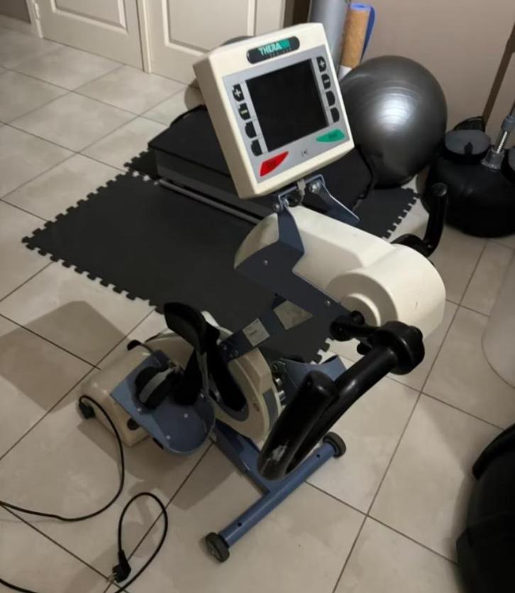 Thera Vital armen en benen in zeer goede staat, Divers, Matériel Infirmier, Comme neuf, Enlèvement ou Envoi