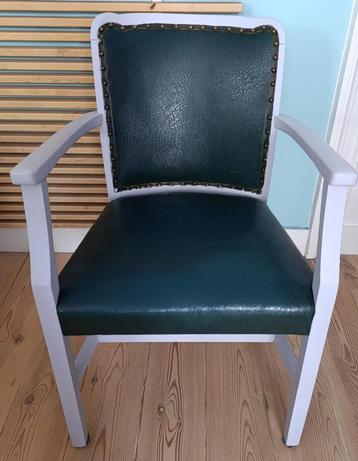 Wooden Armchair with Leather Seat and Backrest disponible aux enchères