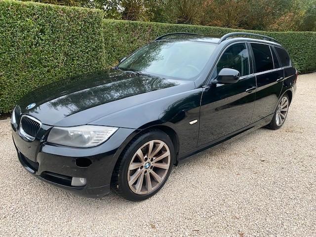 BMW 320d TOURING * EXPORT / MARCHAND, Autos, BMW, Entreprise, Achat, Série 3, ABS, Airbags, Air conditionné, Ordinateur de bord