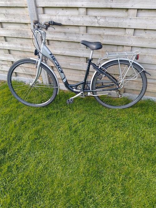 Damesfiets Bergy, Fietsen en Brommers, Fietsen | Meisjes, Zo goed als nieuw, 26 inch of meer, Versnellingen, Ophalen