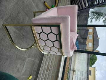 Fauteuil  beschikbaar voor biedingen