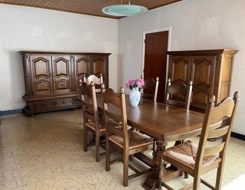 Huis leeg te maken: salon, eetplaats, slaapkamer, kasten,..., Huis en Inrichting, Complete inboedels, Ophalen