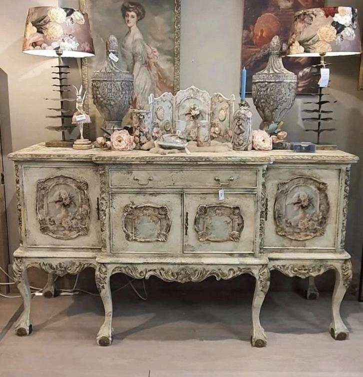Louis XV DRESSOIR met Klauwen poten, Antiek en Kunst, Curiosa en Brocante, Ophalen of Verzenden