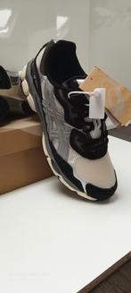 ASICS GEL-NYC Nieuw 43.5, Sportschoenen, Nieuw, Ophalen of Verzenden, Asics