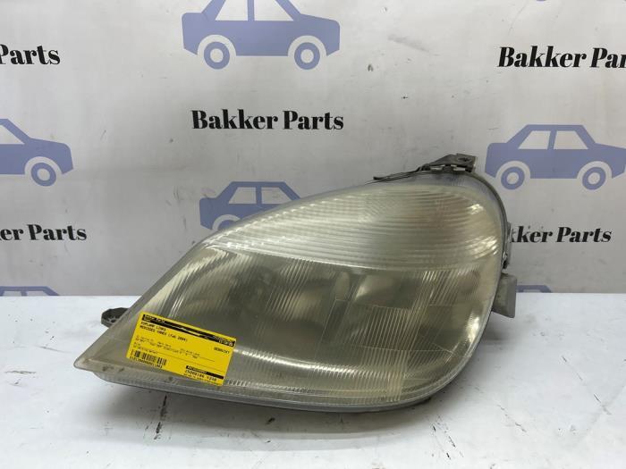 Phare gauche d'un Mercedes Vaneo, Autos : Pièces & Accessoires, Éclairage, Mercedes-Benz, Utilisé, 3 mois de garantie