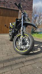 Sherco 50cc SM-RS, enduro, tout d’origine, noir et jaune, Fietsen en Brommers, Zo goed als nieuw, Ophalen, Overige merken, 4 versnellingen