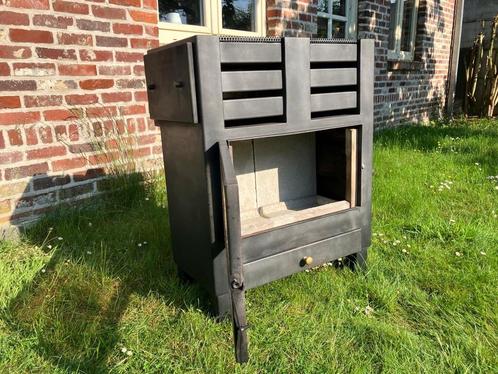 Cardoen CA10 met nieuwe stenen en roosters, Huis en Inrichting, Kachels, Gebruikt, Vrijstaand, Houtkachel, Hout, Ophalen