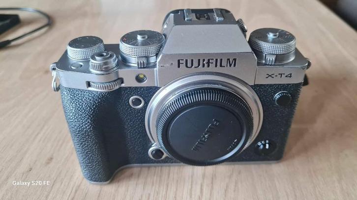 Fuji XT-4 en Fuji lenzen, Audio, Tv en Foto, Fotocamera's Digitaal, Gebruikt, Fuji, Ophalen of Verzenden