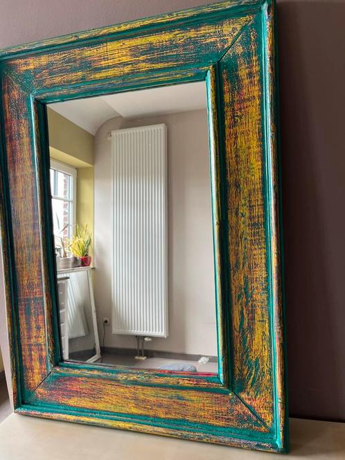 Unieke spiegel met kleurrijk houten kader, Huis en Inrichting, Woonaccessoires | Spiegels, Zo goed als nieuw, Ophalen