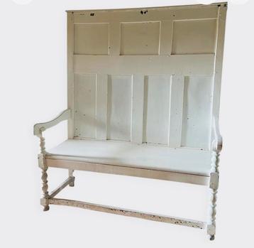 Oude Engelse bank in massief eikenhout (circa 1870) beschikbaar voor biedingen