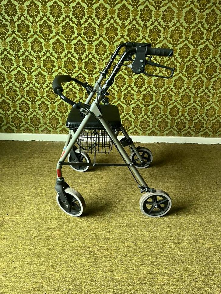 Rollator ecolight II met zacht zitgedeelte en leuning, mand, Diversen, Rollators, Zo goed als nieuw, Lichtgewicht, Opvouwbaar