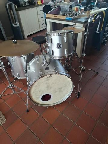 Gretsch silver sparkle compleet drumstel met cymbalen zgst  beschikbaar voor biedingen