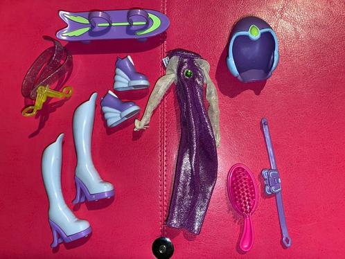 WinX 2004 Club Tecna poppenoutfit skateboard accessoires, Verzamelen, Poppen, Gebruikt, Accessoires, Verzenden