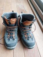 Chaussure de randonnée Quechua ou chaussure de montagne tail, Sports & Fitness, Alpinisme & Randonnée, Comme neuf, Enlèvement ou Envoi