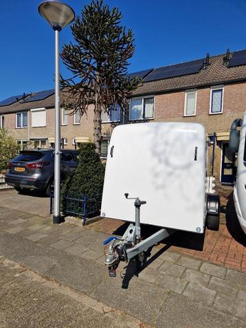 camper aanhanger rebell beschikbaar voor biedingen