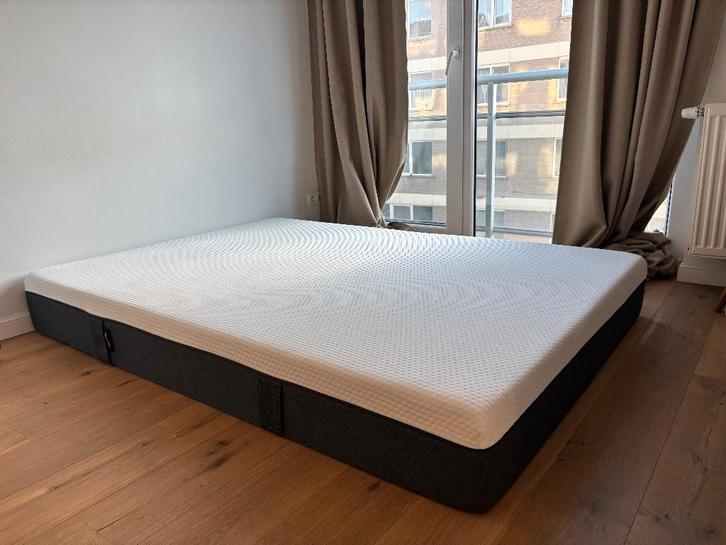 Emma-matras  (1m40) 1 jaar oud - perfecte staat, Maison & Meubles, Chambre à coucher | Matelas & Sommiers, Utilisé, Matelas, 140 cm
