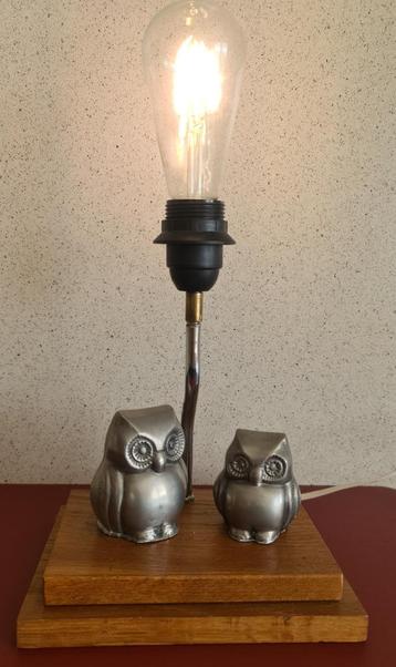Tafel- en bedlamp met 2 uilen beschikbaar voor biedingen