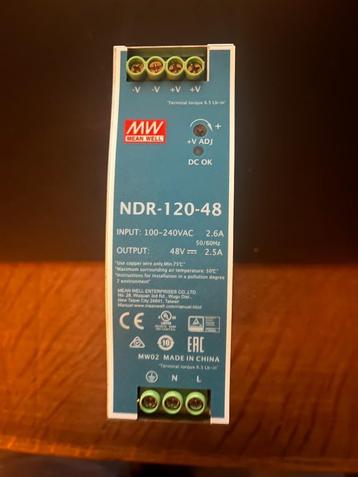 Composant sur rail DIN MW NDR 120-48 - onduleur