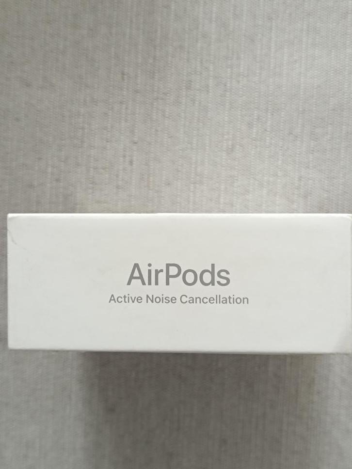 AirPods 4 met actieve ruisonderdrukking - NIEUW IN DOSS, Audio, Tv en Foto, Hoofdtelefoons, Nieuw, Overige merken, Ophalen of Verzenden