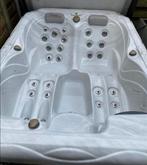 Wellis Mars | 3 persoons | Jacuzzi/Spa, Tuin en Terras, Ophalen of Verzenden, Zo goed als nieuw