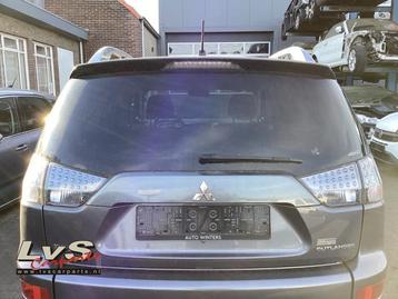 Achterklep van een Mitsubishi Outlander (A39A) beschikbaar voor biedingen
