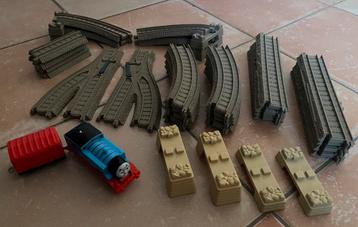 Thomas train - 33 pièces  beschikbaar voor biedingen