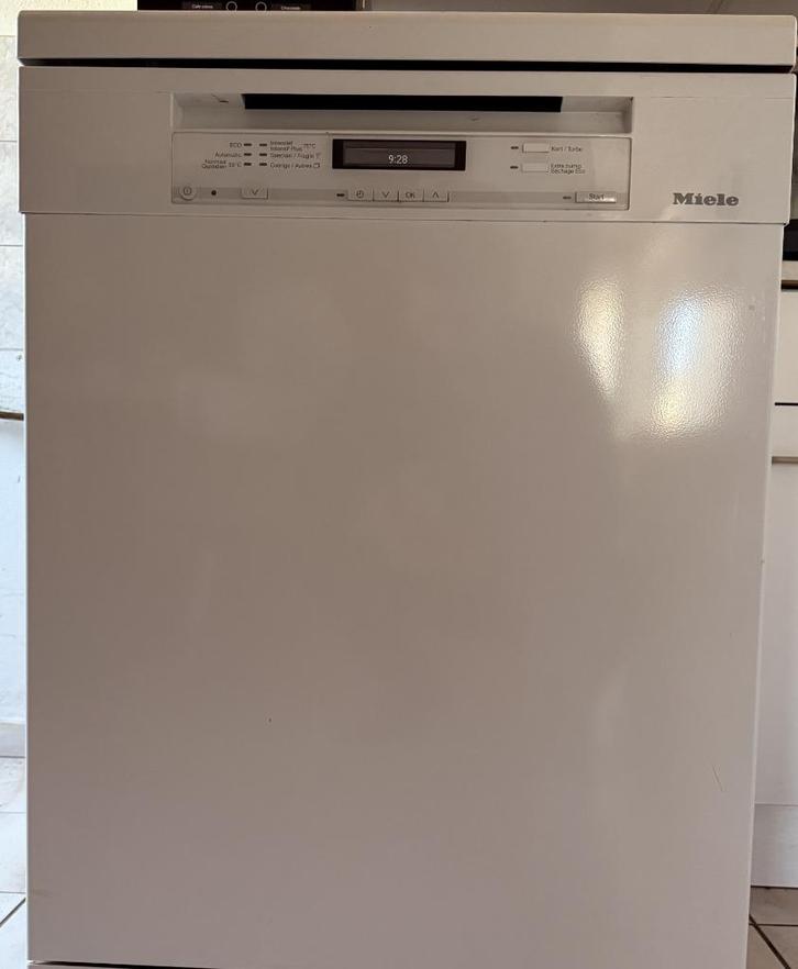 vaatwasmachine, Elektronische apparatuur, Vaatwasmachines, Gebruikt, Vrijstaand, 10 tot 14 liter, Energieklasse A of zuiniger