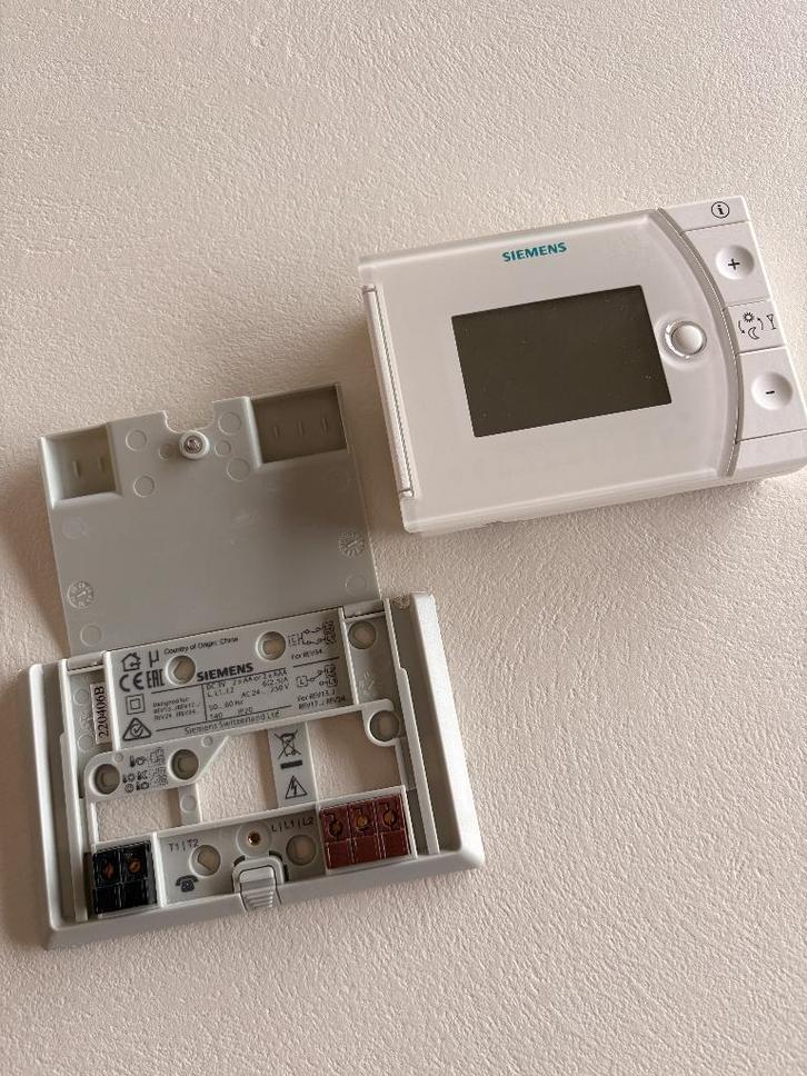 Thermostaat, Doe-het-zelf en Bouw, Thermostaten, Zo goed als nieuw, Ophalen