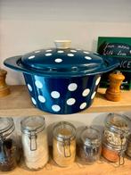 cocotte casserole émaillée bleu pois blanc couvercle, Maison & Meubles, Cuisine | Casseroles & Poêles, Enlèvement ou Envoi, Utilisé