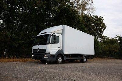 Mercedes-Benz Atego 818 818L (bj 2017), Auto's, Vrachtwagens, Bedrijf, Te koop, Mercedes-Benz, Diesel, Euro 6, Wit, BTW verrekenbaar