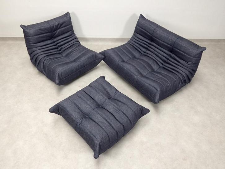 Ligne Roset Togo set - 1 - 2 seater & ottoman, Huis en Inrichting, Zitzakken, Zo goed als nieuw, Ophalen of Verzenden