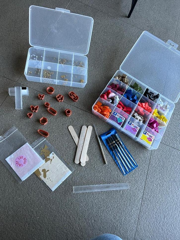 Hobbymateriaal voor polymeerklei oorbellen, Hobby en Vrije tijd, Knutselen, Zo goed als nieuw, Materiaal, Ophalen