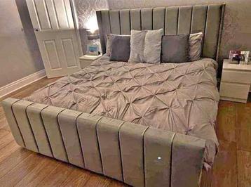 Lit 160/200 neuf avec matelas disponible à la vente. Livrais beschikbaar voor biedingen
