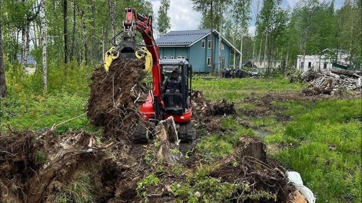 Recherche mini pelle avec opérateur – Mettet, Tuin en Terras, Overige Tuin en Terras, Zo goed als nieuw, Ophalen