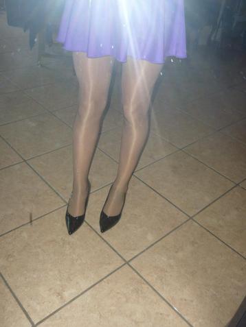Pumps met kleine hak👄 beschikbaar voor biedingen