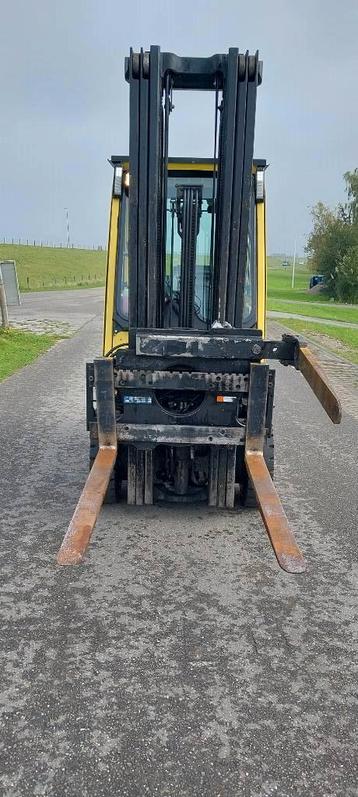 HEFTRUCK hydraulische kisten kantelaar compleet h beschikbaar voor biedingen