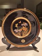 JAPANS CHOKIN PORSELEINEN BORD MET VLINDERS, Antiek en Kunst, Ophalen of Verzenden