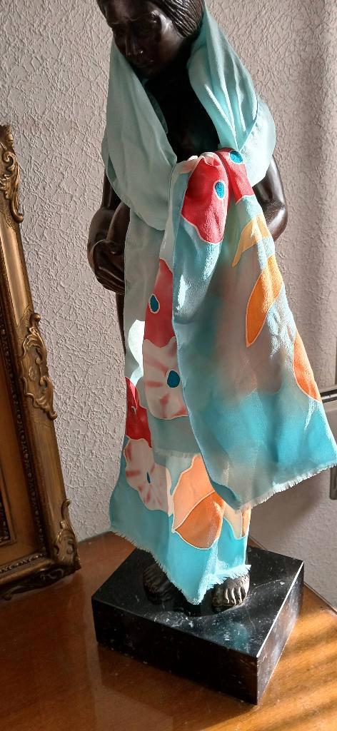 Vintage zijden sjaal. Maggy Rouff., Kleding | Dames, Mutsen, Sjaals en Handschoenen, Zo goed als nieuw, Sjaal, Ophalen of Verzenden