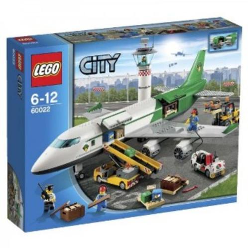 Lego 60022 Vrachtterminal NIEUW & SEALED Elders ruim 750€, Kinderen en Baby's, Speelgoed | Duplo en Lego, Nieuw, Lego, Complete set
