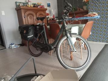 Te koop mooie elektrische fiets jools te Waregem 