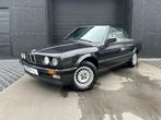BMW E30 320I Cabriolet / oldtimer / prachtstaat / 155000km, Auto's, Cabriolet, Leder, Bedrijf, Handgeschakeld