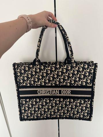 Dior Tote Bag beschikbaar voor biedingen