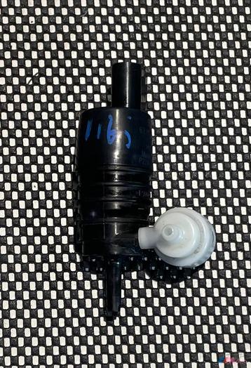 BMW F40 RUITENWISSERVLOEISTOF POMP 7388349 beschikbaar voor biedingen