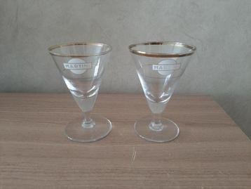 2 vintage martini glazen.  beschikbaar voor biedingen
