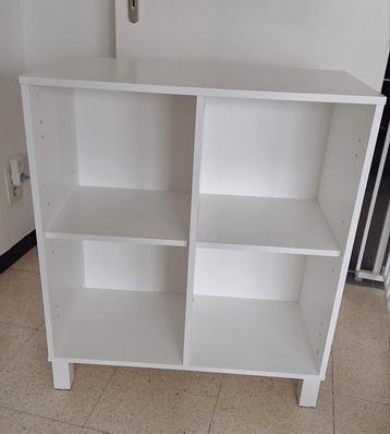 Nieuwe kast 4 vakken  beschikbaar voor biedingen
