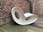 Magis voido lounge schommelstoel, Ophalen